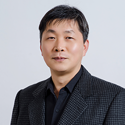 신석호 직원 사진