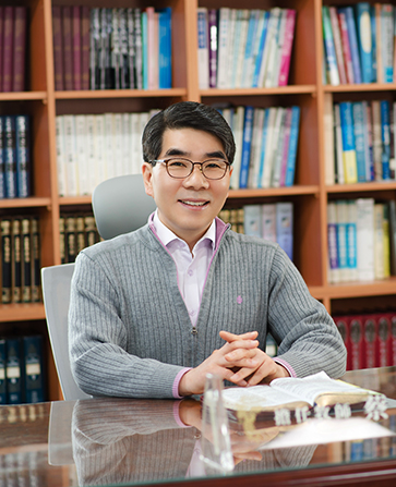 담임목사사진